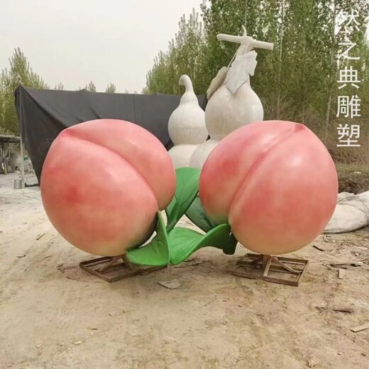選用體育壽桃雕塑工廠-城區(qū)小品-優(yōu)選戶外壽桃雕塑擺放