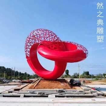 優(yōu)價(jià)雙環(huán)雕塑廠家-圓環(huán)建筑標(biāo)識(shí)-承接不銹鋼雙環(huán)雕塑制作