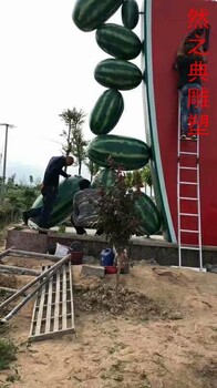 生產體育西瓜雕塑生產-室外雕塑-點擊賽龍舟西瓜雕塑