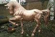选用大型铜马雕塑制作-多彩艺术-铜马雕塑工艺
