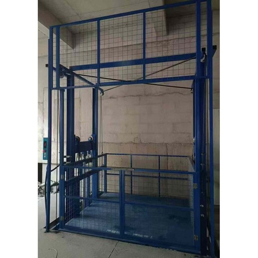 液壓升降貨梯廠小型工業(yè)倉庫用貨梯定做