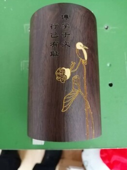 昌平展會(huì)活動(dòng)現(xiàn)場(chǎng)可樂(lè)罐刻字采摘園現(xiàn)場(chǎng)可樂(lè)刻字機(jī)出租
