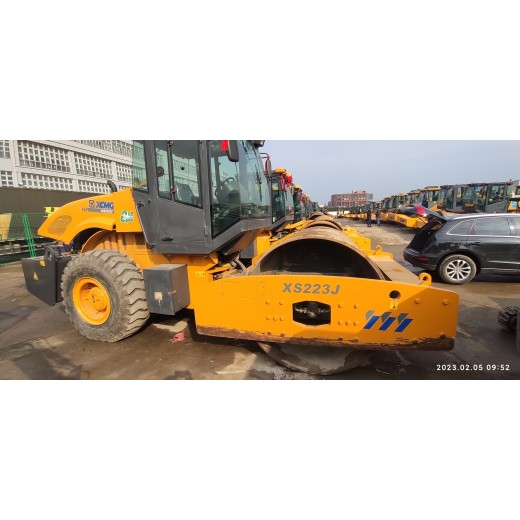 液壓22噸壓路機(jī)二手報(bào)價(jià)