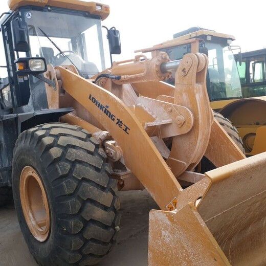 鏟車二手價龍工855裝載機(jī)轉(zhuǎn)售