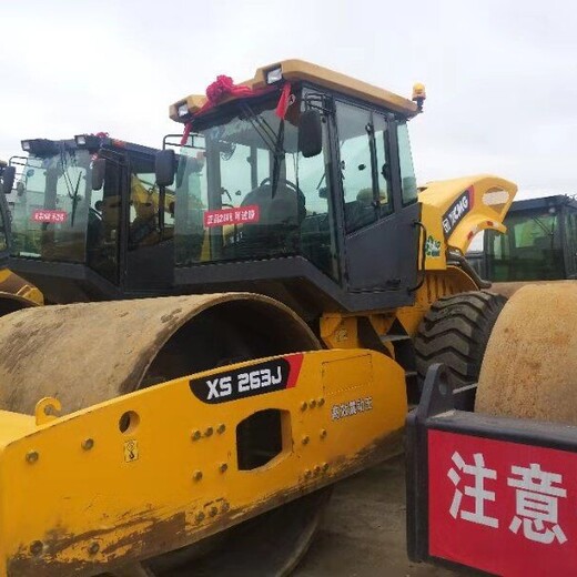 壓路機轉(zhuǎn)讓徐工26噸便宜二手價