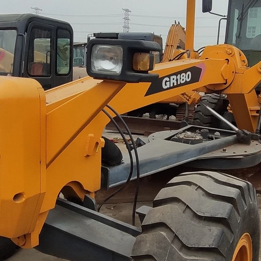 9成新閑置平地機(jī)180徐工轉(zhuǎn)售