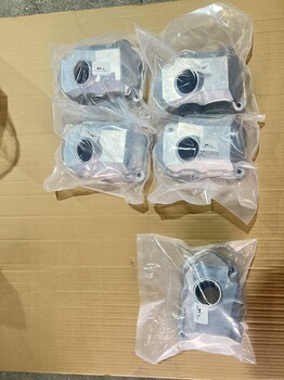 小松裝載機WA500-6搖臂總成07137-04507