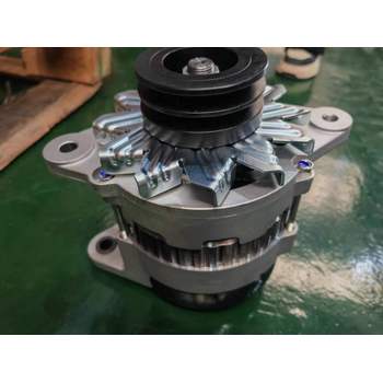 小松SAA6D140E發(fā)電機(jī)600-825-6271