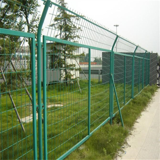 河北双边护栏网厂家供应甘肃家用养殖铁丝网兰州养殖围栏网