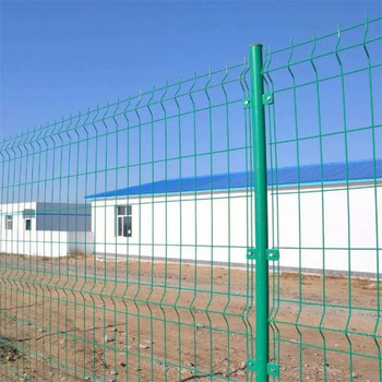 河北飛機(jī)場護(hù)欄網(wǎng)廠家供應(yīng)白山低碳鋼絲防護(hù)網(wǎng)松原森林公園防護(hù)網(wǎng)