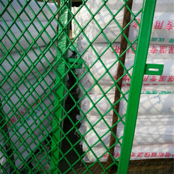 7x15公分孔铁丝隔离网铁丝围栏网焊接铁丝网