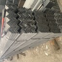 重慶鍍鋅角鐵50*5國標角鋼現貨批發(fā)津西國標低合金角鋼