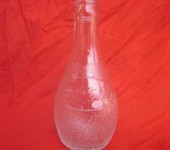 玻璃瓶厂家长期供应玻璃饮料瓶，加工定制出口玻璃饮料瓶