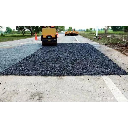 赤峰沥青路面贴缝带路面抗裂贴报价