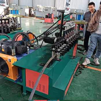 抱箍成型機(jī)安裝調(diào)試流程技術(shù)人員說