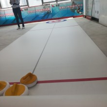 上海拓展活动陆地冰壶的玩法冰雪运动器材冰壶球图片