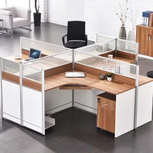 廠家綠色環(huán)保辦公桌、辦公屏風