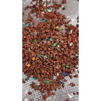 平陰出售再生橡膠顆粒再生塑膠顆粒再生塑料顆粒