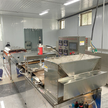 河南圓形烙饃機雞肉卷餅機行情+供應