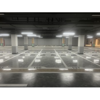 南京冷噴道路劃線的厚度是多少