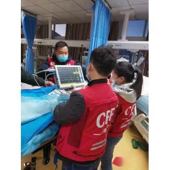 梅州病人转院服务车救护车跨省接送/本地救护车服务