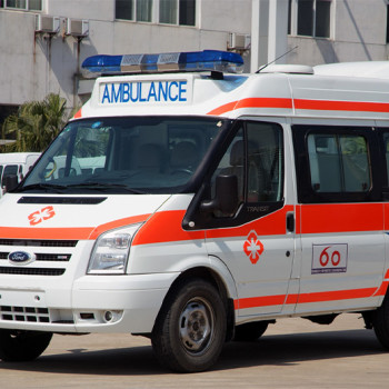 临夏120救护车跨省运送病人/500公里怎么收费（全国接送）