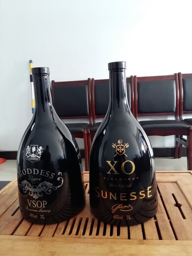 廣州洋酒瓶噴漆廠，廣州白酒瓶噴漆廠