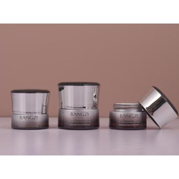 化妝品分裝瓶生產(chǎn)廠家，玻璃分裝瓶生產(chǎn)廠家