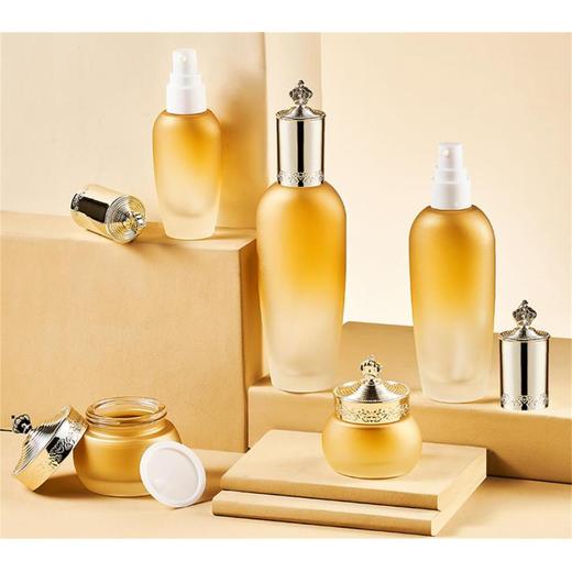 廣州白云區(qū)化妝品瓶噴漆廠，廣州白云區(qū)萬利乳液瓶噴漆廠