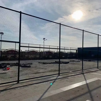 新鄉(xiāng)球場圍欄學(xué)校操場體育場足球場圍網(wǎng)籃球場護(hù)欄網(wǎng)