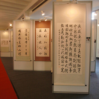 上海展架租賃/書畫&攝影作品活動(dòng)移動(dòng)展架展板出租安裝