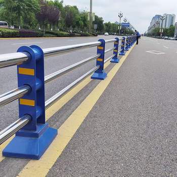 佛山公路交通護欄生產廠家湛江馬路分隔護欄款式
