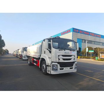 淮南8-20噸奶罐車