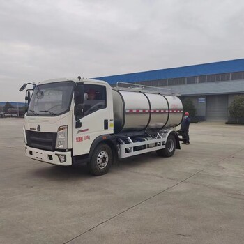 普陀8-20噸奶罐車(chē)