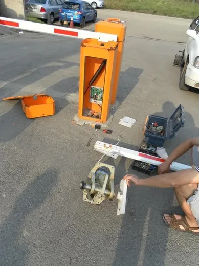 西安智能車牌識別維修