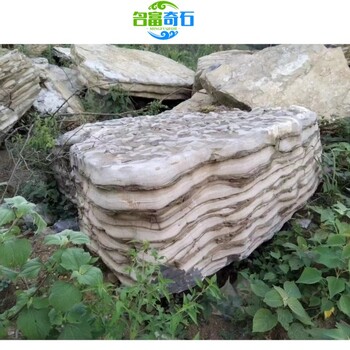 海南海口千層石構(gòu)建風(fēng)景?？谇邮瘓D片海口千層石堆疊景觀