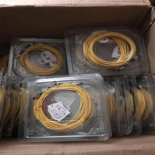 玉溪市大量回收8字型光缆-回收废旧通信馈线