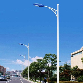湖南郴州太阳能路灯安装厂家.县城道路改造