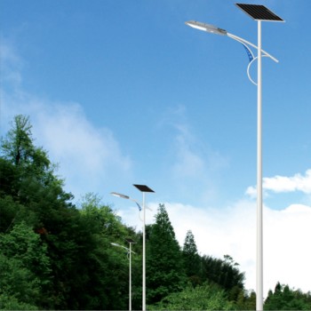 二七6米太阳能路灯-太阳能路灯价格清单