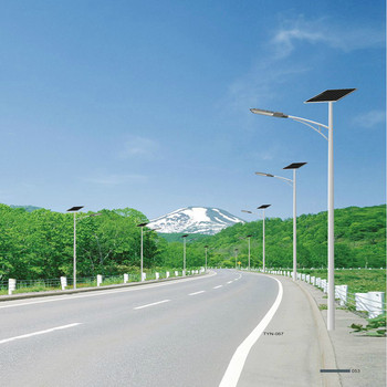 河南單臂路燈-道路照明燈當(dāng)?shù)卦儍r(jià)電話