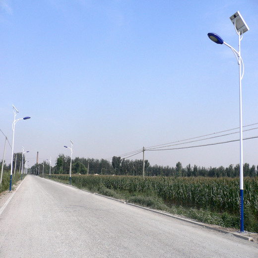 吐鲁番抱箍太阳能路灯，太阳能路灯本土厂家电话