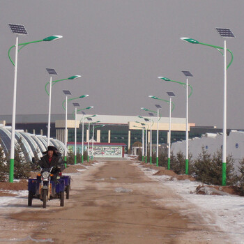 江苏南京led太阳能路灯厂家.当地电话