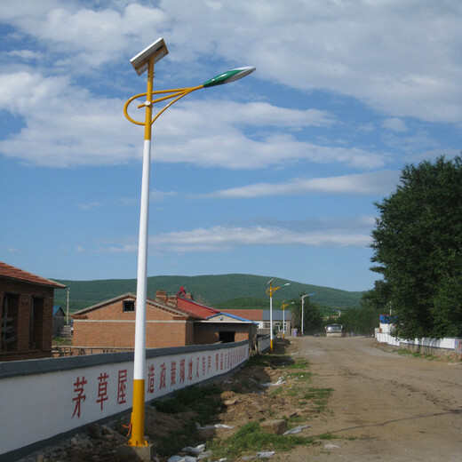 贵阳便捷太阳能路灯，太阳能路灯本土厂家电话