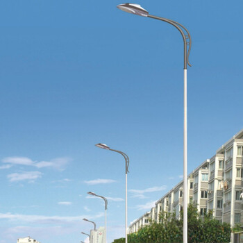 周口8米太陽能路燈，太陽能路燈本土廠家電話