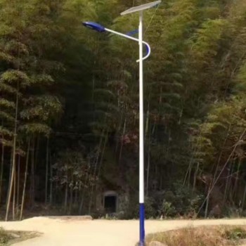 新疆昌吉8米太阳能路灯厂家.路灯改造
