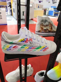 高落差鞋子打印機成品鞋uv打印機工廠