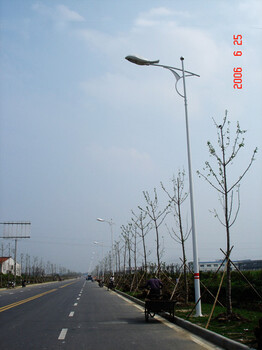 鹽城庭院太陽能路燈