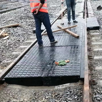 铁路整体道口板厂家，河南钢筋混凝土整体道口板厂家