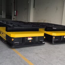 agv小车，潜伏顶升AGV，AGV舵轮驱动。重载顶升