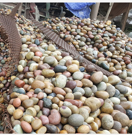 菏澤鵝卵石變壓器墊層鵝卵石規格5-8CM天然卵石銷售
